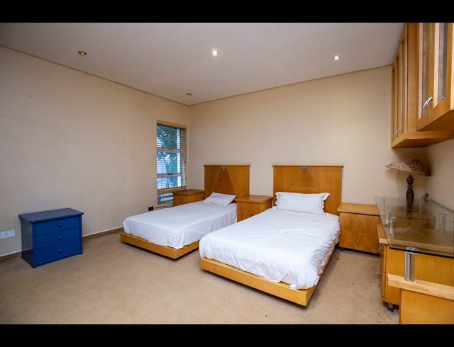 3 BEDROOM APARTMENT TO LET IN MUSGRAVE